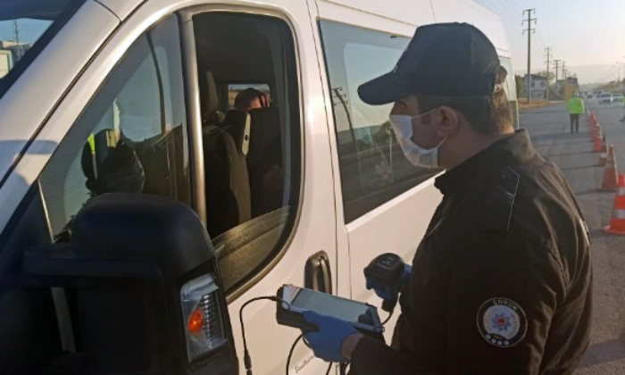 Dört Kişiye 3 Bin 440 TL Ceza