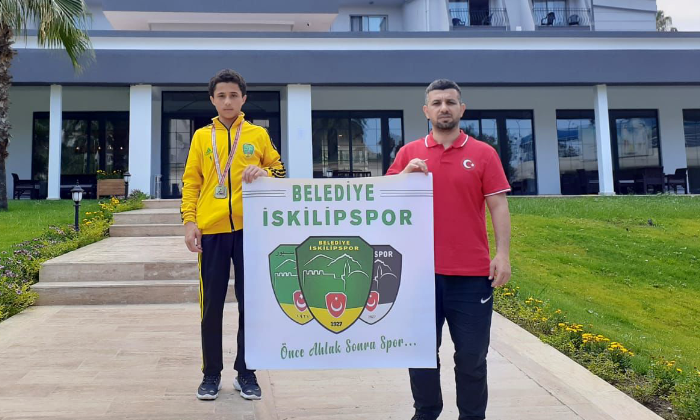 Enes Kavlu, Türkiye Şampiyonu Oldu