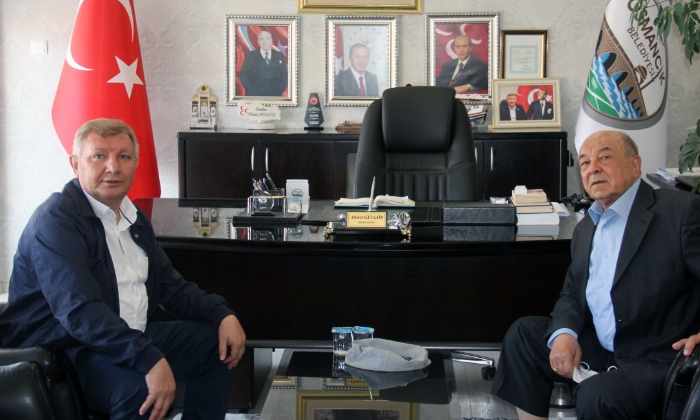 Eski ve Yeni Başkan Osmancık’ı Konuştu