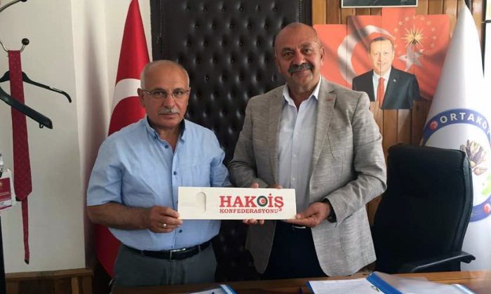 “Hak Ettikleri Maaş İçin Çaba Gösteriyorum“