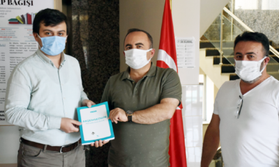 Sülük’ten Kitap Desteği