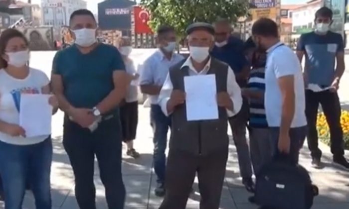 Köylülerden Valilik Önünde Su Eylemi