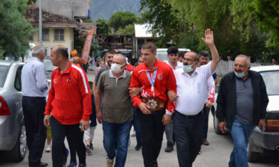 Dünya Şampiyonuna Kargı’da Coşkulu Karşılama