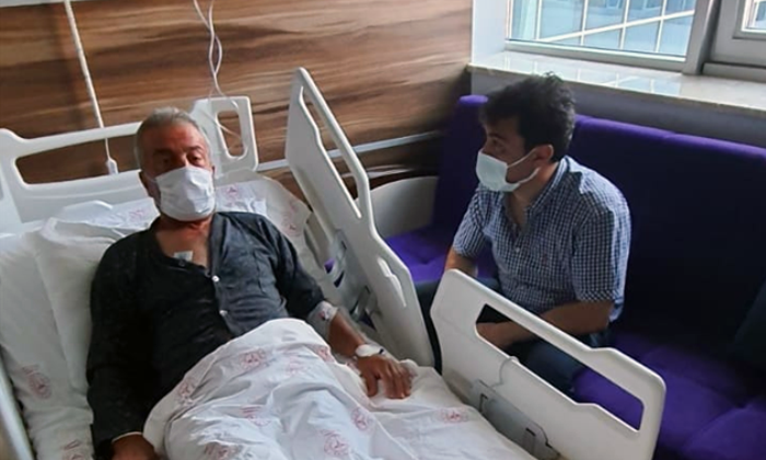 Karaağaç, Kalp Krizi Geçirdi