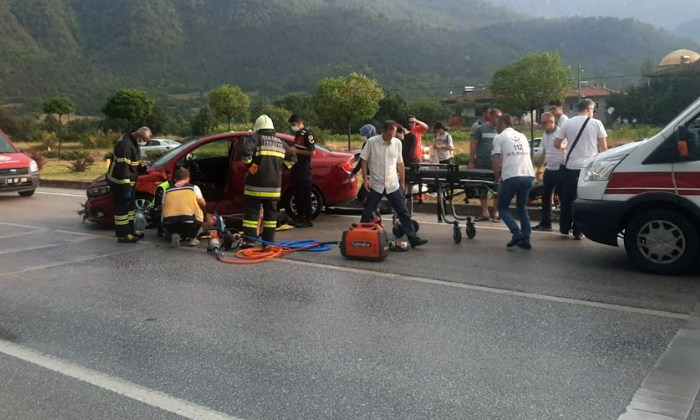 Osmancık’ta Otomobiller Çarpıştı