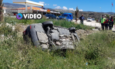 Otomobil Şarampole Devrildi: İki Yaralı