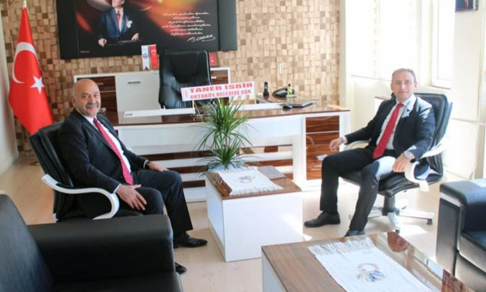 Başkan İsbir’den Kaymakam Mutlu’ya Ziyaret