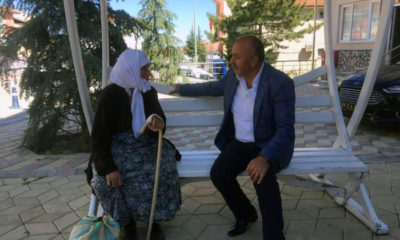 Makam Aracını Yaşlı Teyze İçin Verdi