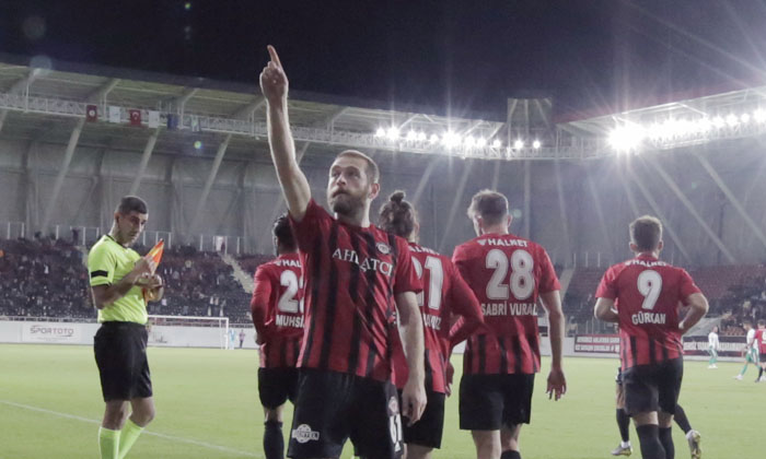 Taraftarın Sevgilisi: Halil İbrahim Sönmez