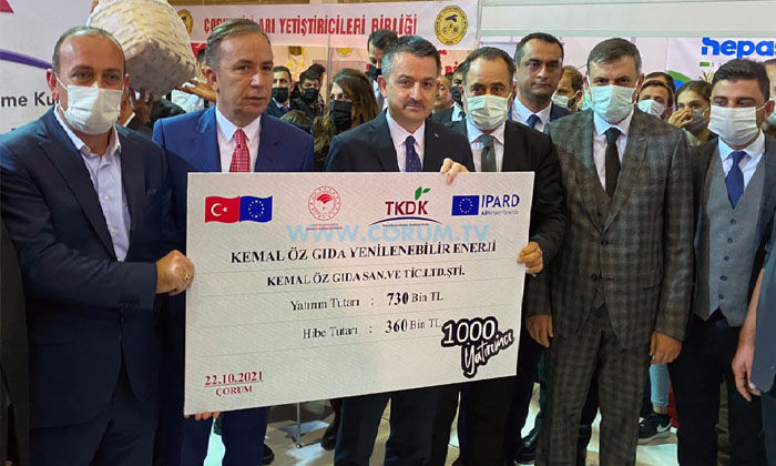 Bininci Yatırımcı Çekini Bakandan Teslim Aldı