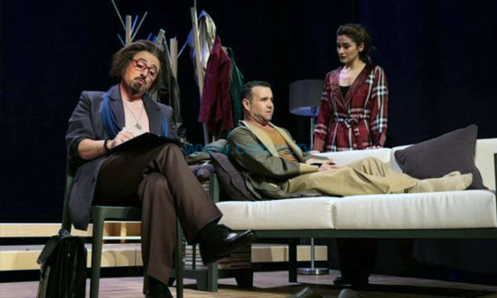 ‘Kim Bay Schmitt’ Çorum’da Sahnelenecek