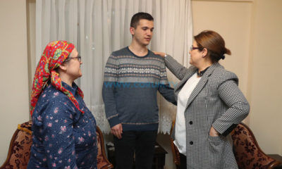 Bakan Yanık, Şehit Öğretmenin Ailesiyle Görüştü