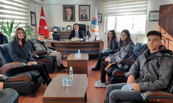 Gençlerden Başkan Yıldırım’a Ziyaret