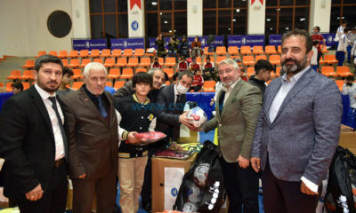 Belediyeden Amatör Sporculara Malzeme Desteği