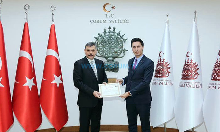 Hedeflerin Üstüne Çıkan Müdürlüğü Kutladı