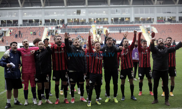 İç Sahada İki Ay Sonra Galibiyet Coşkusu