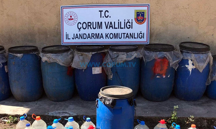 Sahte İçki Üreten 39 Zanlı Yakalandı