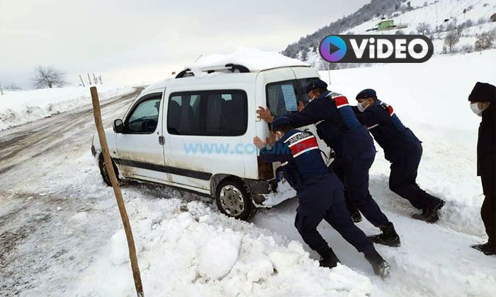 Ekipler Harıl Harıl Çalışıyor