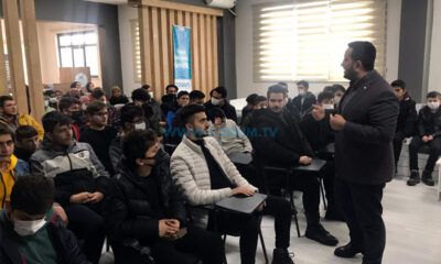 Gençlerle Buluştu, Soruları Yanıtladı