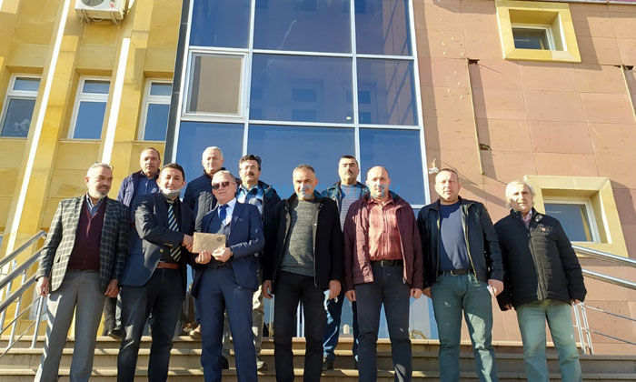 Ömer Latif Akdağ, Mazbatasını Aldı