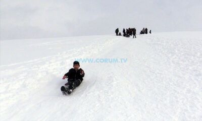 Tepeyi Kayak Pistine Çevirdiler