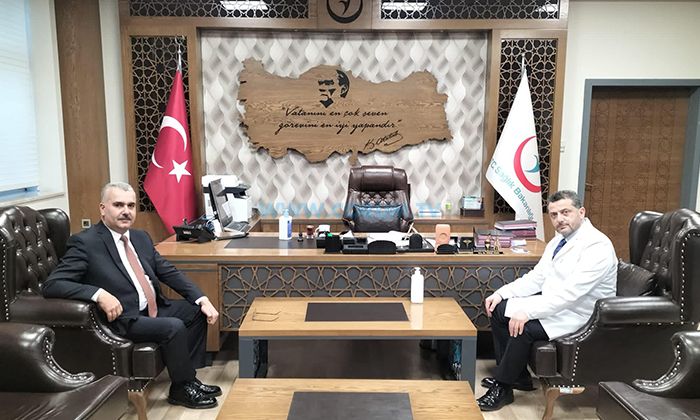 Toplantı Öncesi Hastanede İstişare