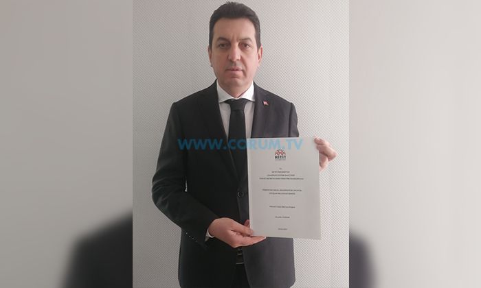 Yüksek Lisans Projesinde Yönettiği İlçeyi Ele Aldı