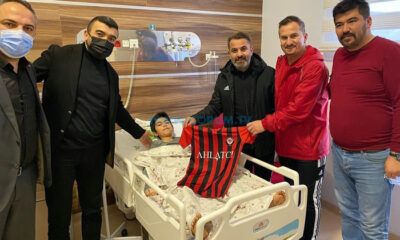 Mert’in Kırmızı-Siyah Sevdası