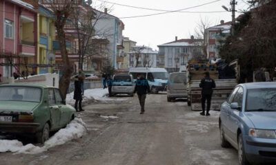 Silah Tutukluk Yapınca Kurtuldu