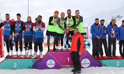 Hitit’in Efeleri Kar Voleybolunda Şampiyon