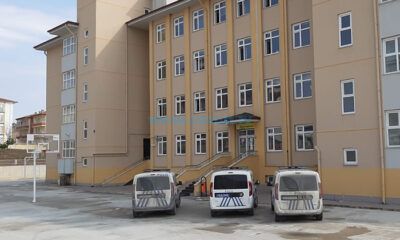 Okula Tüfek Ve Tabancayla Gelen Genç Tutuklandı