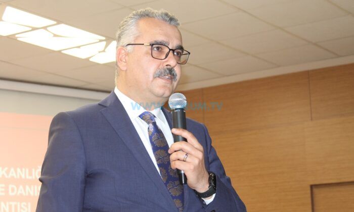 Ahlatcı: Basın, Sorumluluklarını Özverili Bir Şekilde İcra Ediyor