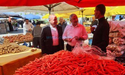 Bayram Öncesi Başkan Pazarda