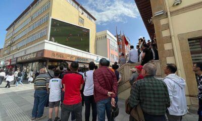 Dev Ekranda Maç Heyecanı