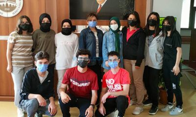 Teorik Bilgileri Deneylerle Öğreniyorlar