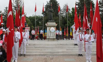 103. Yılda Ataya Saygı