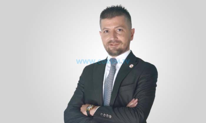 Engin Erenler Yine İstifa Etti