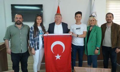 Gelgör: Bayrağına Sahip Çıkan Gençlerimizle Gurur Duyuyorum