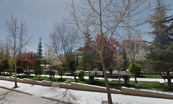 Aşık Mahsuni Şerif Parkı’ndaki Kafeterya Kiraya Verilecek