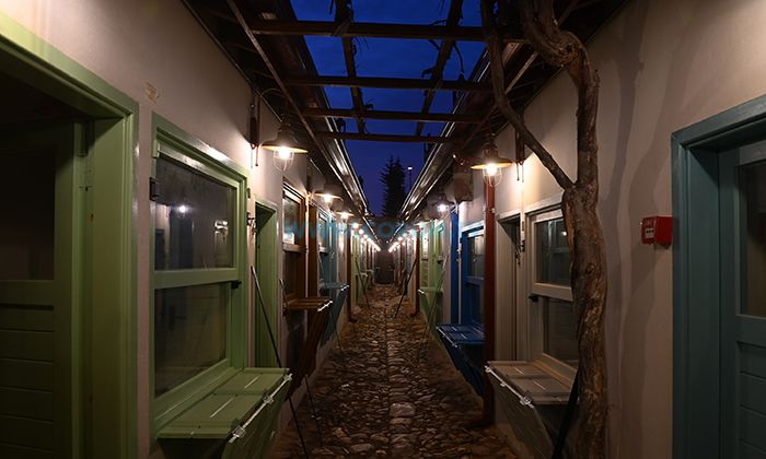 Dikiciler Arastasında Bulunan İş Yerleri Kiraya Verilecek