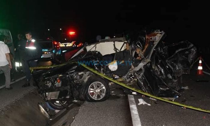 Korkunç Kaza: İki Kişi Öldü, 16 Kişi Yaralandı