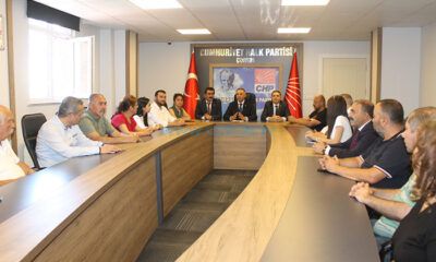 CHP’liler Partide Bayramlaştı