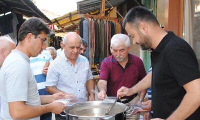 Arasta Esnafına Aşure İkramı