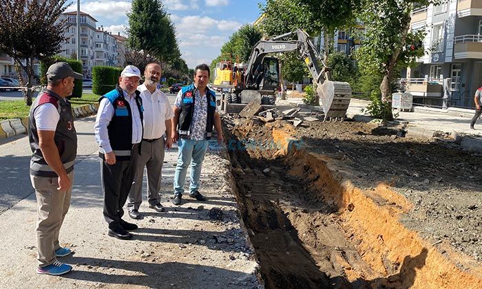 Buharevler’de Asfalt Yenileniyor