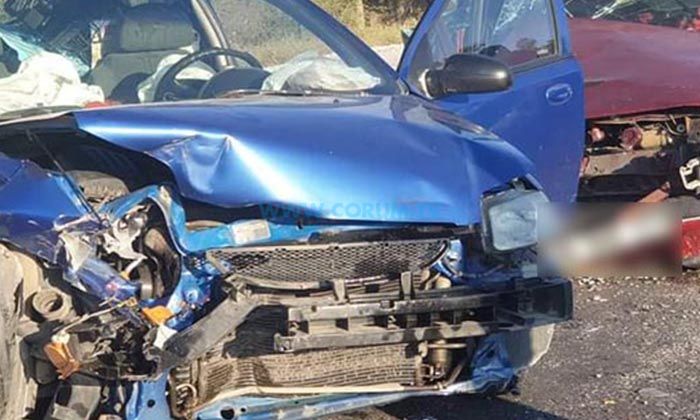 İki Otomobil Çarpıştı, Beş Kişi Yaralandı