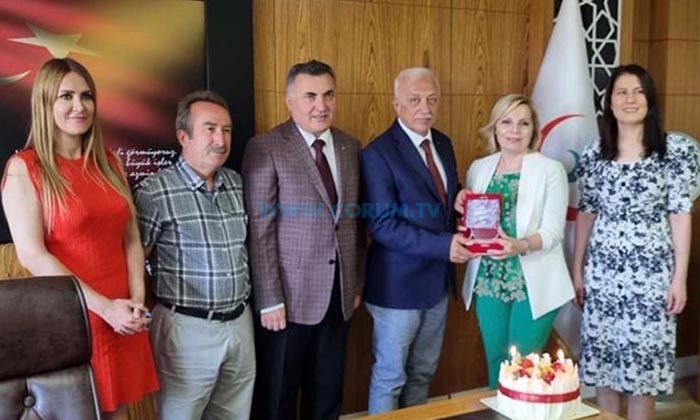 ‘İlaç Fiyatları Hem Halkı Hem Eczacıları Mağdur Ediyor’