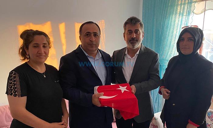 AK Parti’den Gazi ve Şehit Ailesine Ziyaret