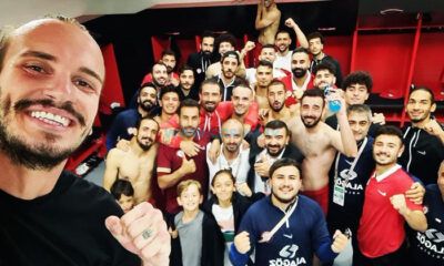 Galibiyet Selfiesi Geleneği Devam Ediyor