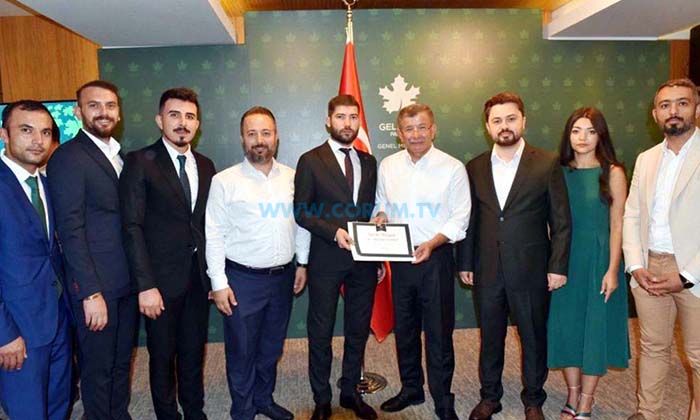 Gelecek’te Gençler Yılmaz’a Emanet