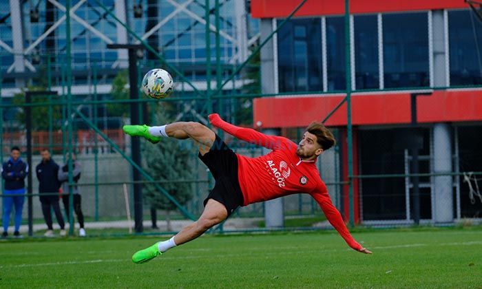 Hazırlıklar Devam Ediyor